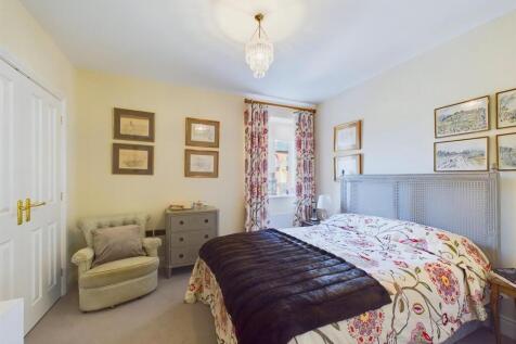 Bedroom 3 (first floor)