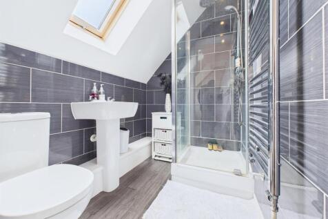En-Suite 1