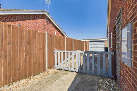 Gates to Garage