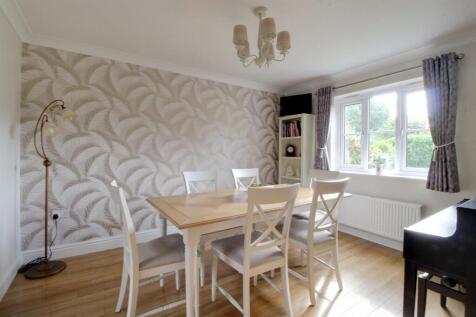 Dining Room.jpg