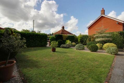 Front Garden.jpg