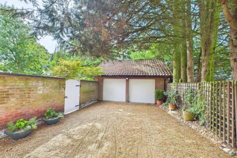 Double Garage