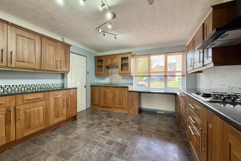 Kitchen 3 Priory