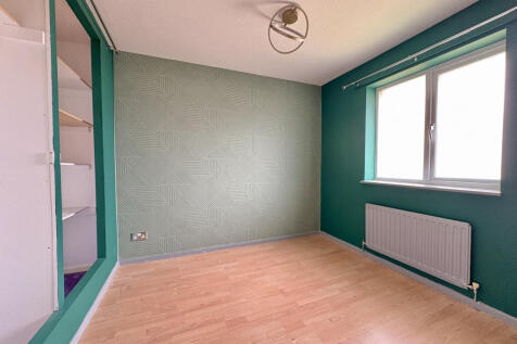 Bedroom 3 Priory