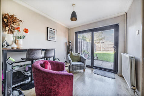 1360803-17-68dbb69323f6a