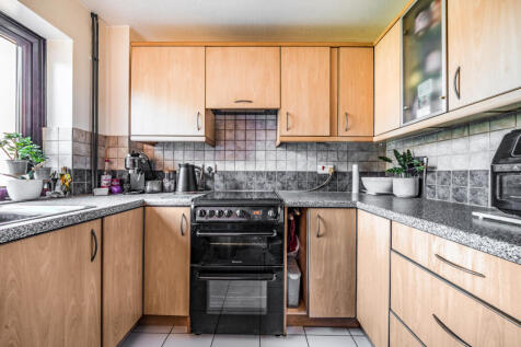 1360803-21-68dbb6e3cf0a3