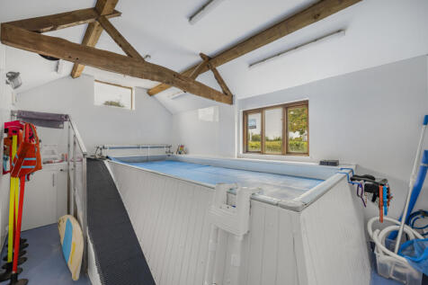 Hydrotherapy Pool