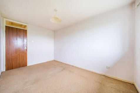 1370896-25-68f65963ee8b3