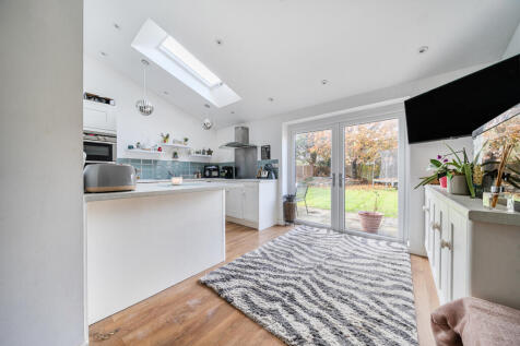 Dining Kitchen Meadow