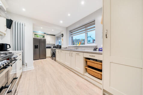 1380792-15-691371cfa431e