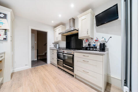 1380792-16-691371e176ff9