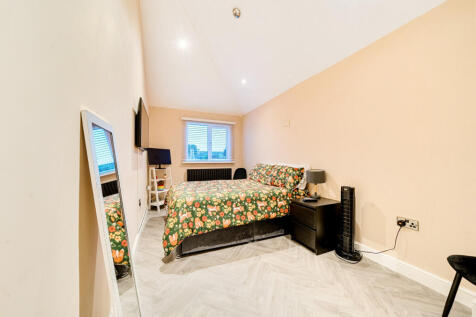 1380792-12-691371a3cb9fa