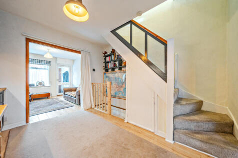 1386201-7-692972b56932f