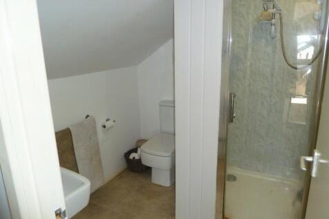 FF shower room