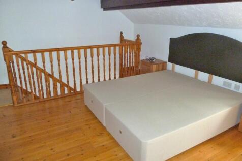 Galleried Bedroom 1