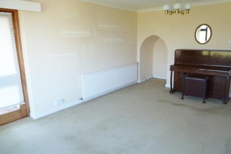 Spacious Lounge