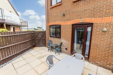 TradeWinds103LabradorDrive-23print.jpg