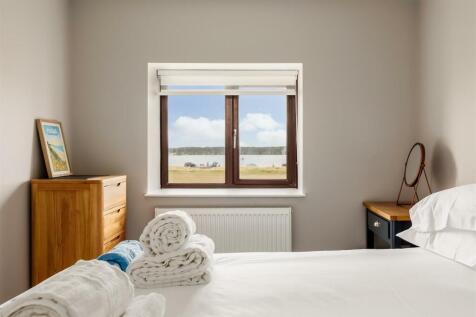TradeWinds103LabradorDrive-14print.jpg