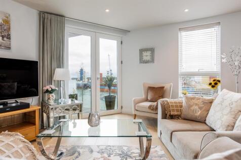5HarbourLofts-27web300.jpg