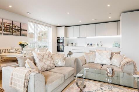 5HarbourLofts-24web300.jpg