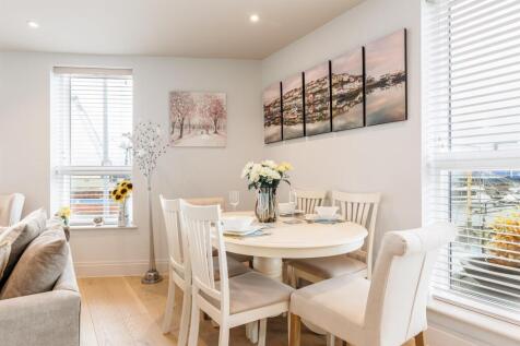 5HarbourLofts-25web300.jpg