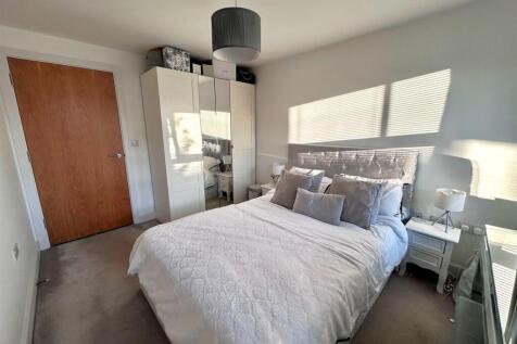 Bedroom.jpg