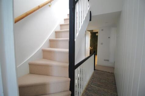 hallway b.JPG