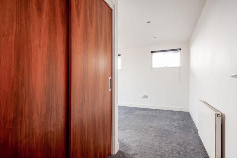 1002OrchardPlaza-12.jpg