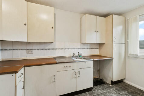 Dumbarton-Rd-8