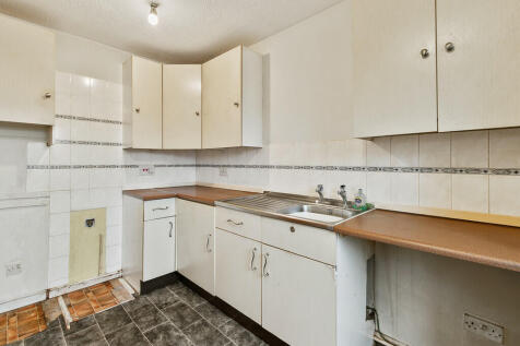 Dumbarton-Rd-9