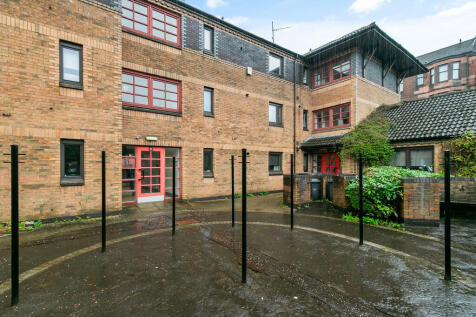 Dumbarton-Rd-18