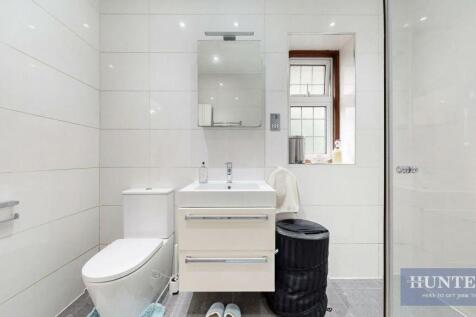 Pramukh Krupa, Chorleywood Road - ACsSER5o13MAla13