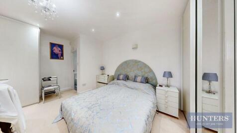 Pramukh Krupa, Chorleywood Road - OF0JcAQNNwQ1qXYU