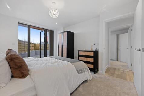 RC- bejoux court- flat 4 - bedroom 6 (1).JPG