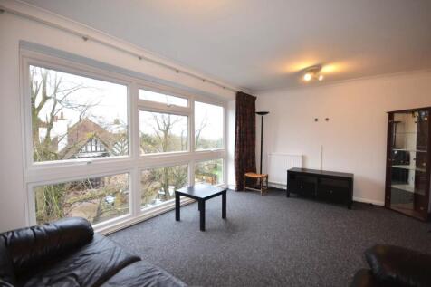 Living room 1.JPG