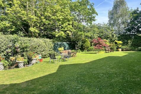 Communal gardens.jpeg