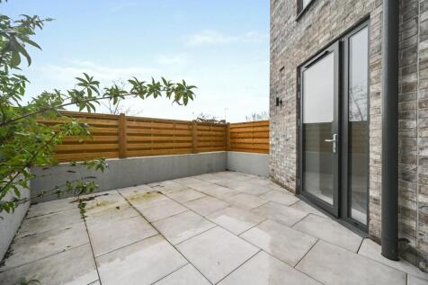 RC- bejoux court- flat 5 - balcony 4 (1).JPG
