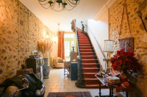 Property Image 9