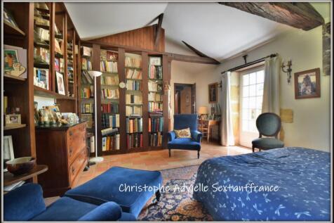 Property Image 11