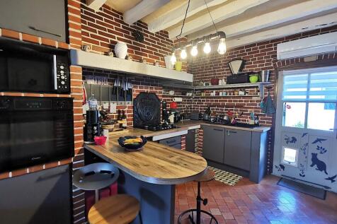 Property Image 6
