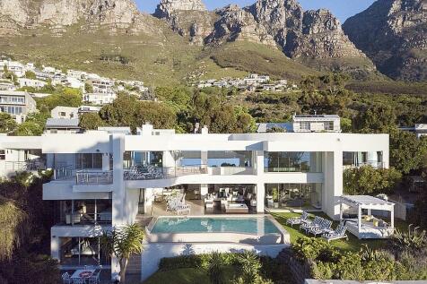 Hollywood Mansion - South Africa