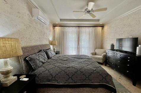 Claridges Villa 10