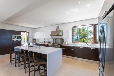 Sundeck House