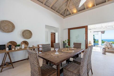 Sundeck House