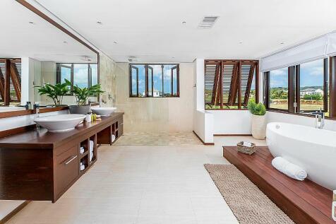 Sundeck House
