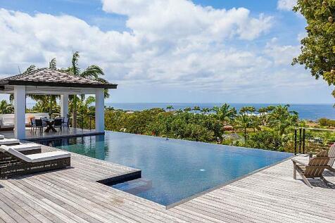 Sundeck House