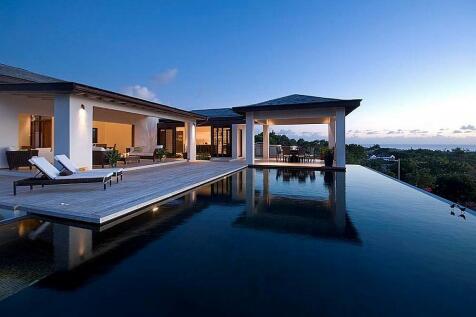 Sundeck House