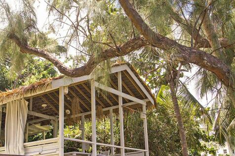 Eco Lodge