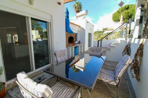 3 Bedroom Single Storey Villa Close To Beach, Albufeira