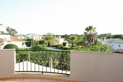 Luxurious 4 bedroom villa for sale Vila Sol